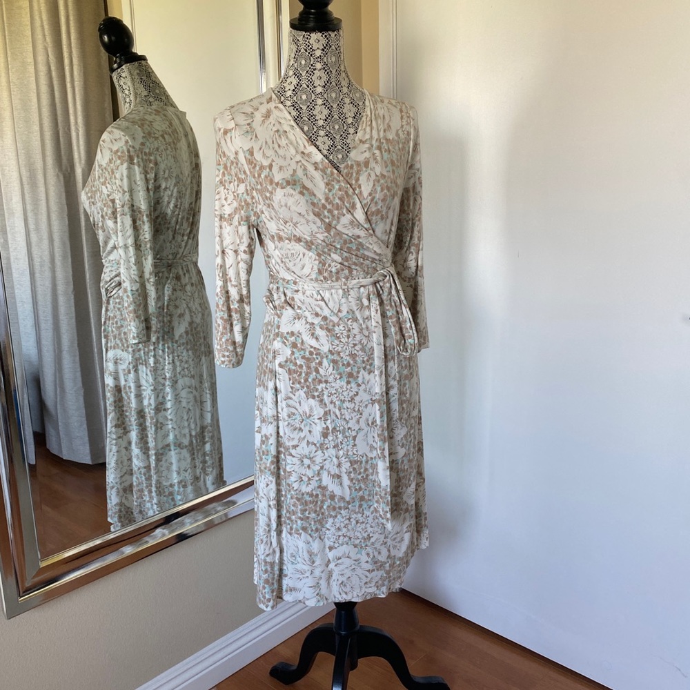 Wrap Dress - Picture 2 of 4